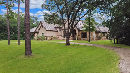 Friendswood null-story, 5-bed 403 W Spreading Oaks Avenue-idx