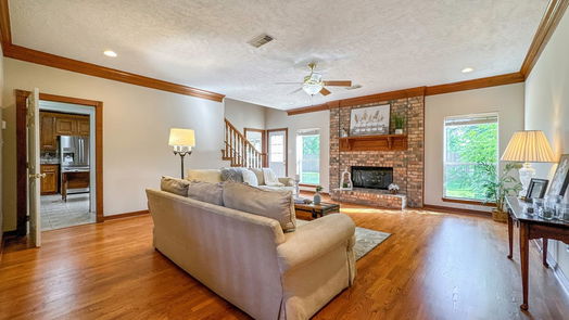 Friendswood 2-story, 4-bed 906 Knights Court-idx