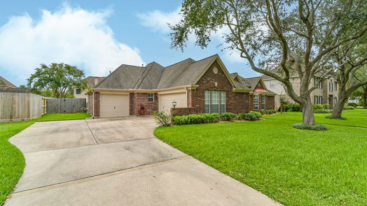 Friendswood 1-story, 4-bed 1213 Red Wing Drive-idx