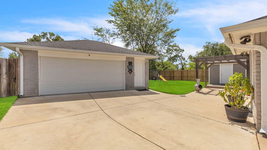 Friendswood 1-story, 3-bed 16919 Worden Lane-idx