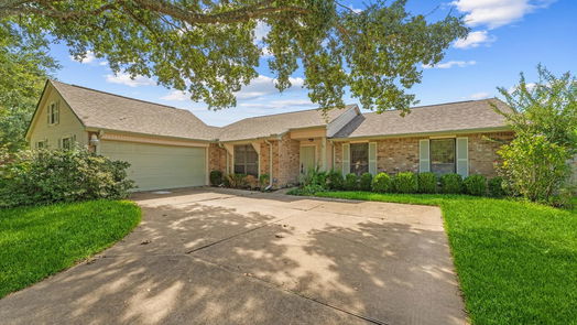 Friendswood 1-story, 3-bed 1313 W Castlewood Avenue-idx