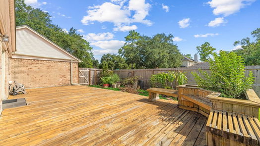 Friendswood 1-story, 3-bed 1313 W Castlewood Avenue-idx