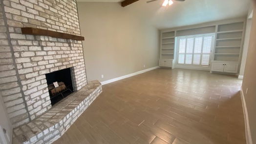 Friendswood 2-story, 4-bed 532 E Castle Harbour Drive-idx