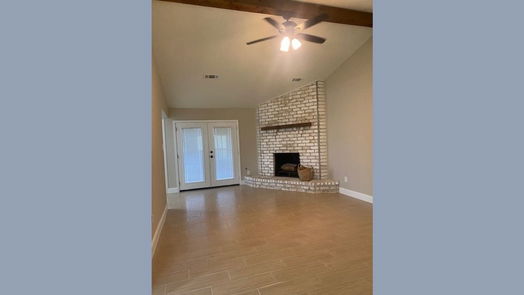 Friendswood 2-story, 4-bed 532 E Castle Harbour Drive-idx