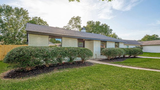 Friendswood 1-story, 3-bed 16426 Oxnard Lane-idx