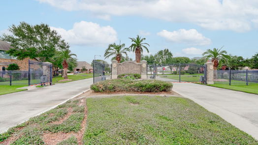 Friendswood 2-story, 4-bed 2202 Lakeway Drive-idx