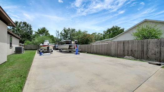 Friendswood 1-story, 4-bed 105A Canal Drive-idx