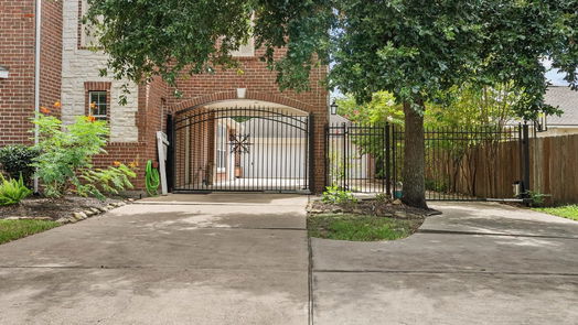 Friendswood 2-story, 4-bed 3430 Queensburg Lane-idx