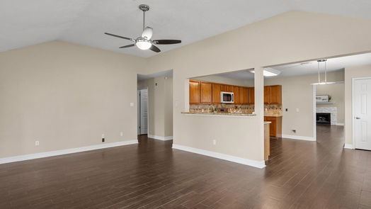 Friendswood 1-story, 3-bed 16035 Cedar Gully Drive-idx