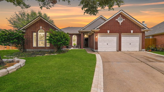 Friendswood 1-story, 3-bed 2707 Beacon Bay Circle-idx