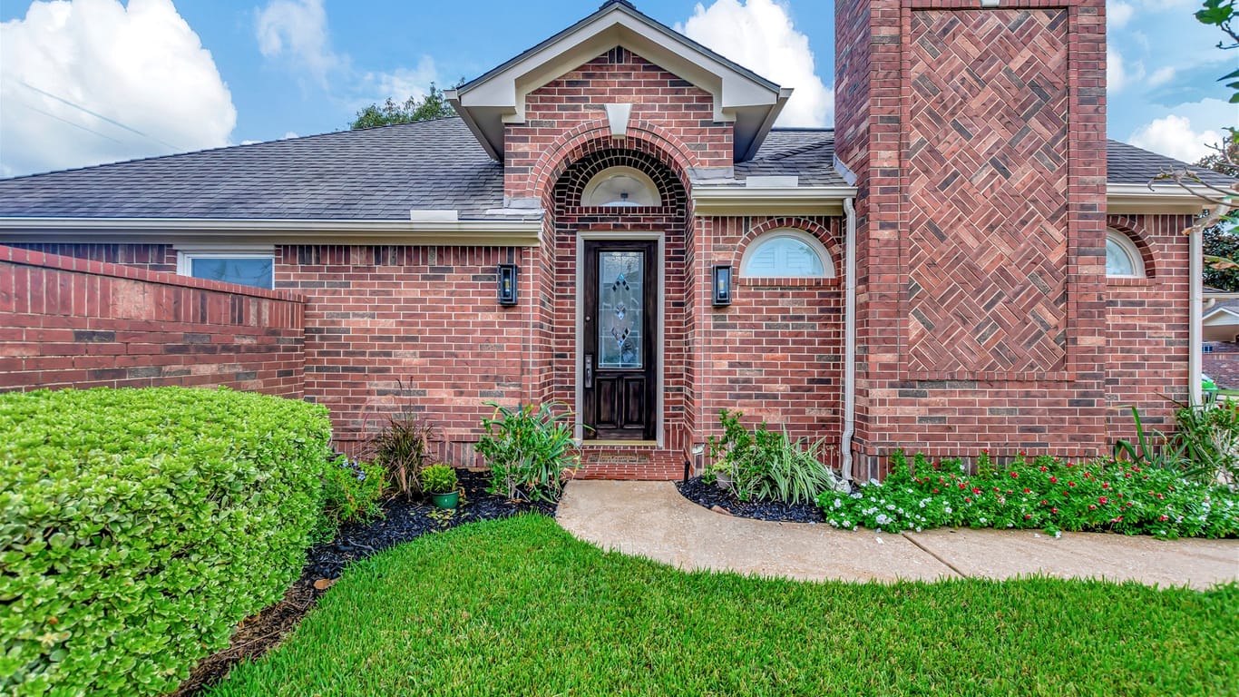 Friendswood 1-story, 3-bed 302 Pine Creek Drive-idx