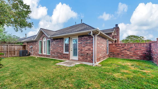 Friendswood 1-story, 3-bed 302 Pine Creek Drive-idx