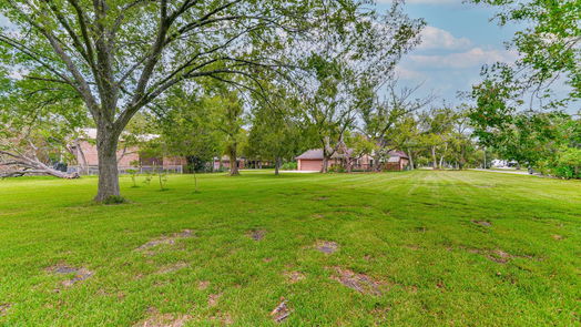 Friendswood 2-story, 4-bed 2106 Pine Drive-idx