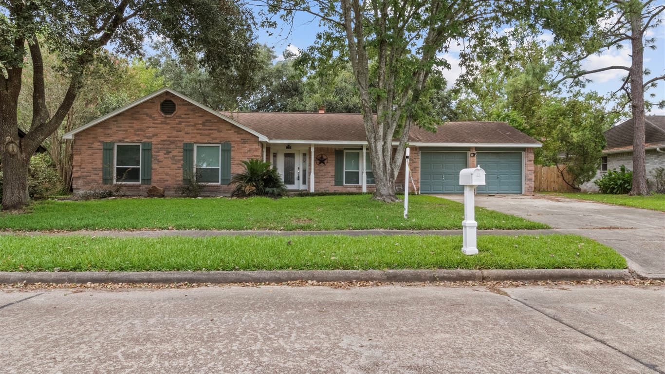 Friendswood 1-story, 3-bed 1310 Piney Woods Drive-idx