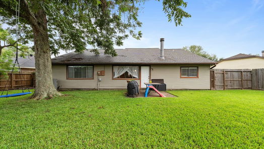 Friendswood 1-story, 3-bed 2303 Pilgrims Bend Drive-idx