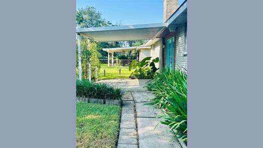 Friendswood 1-story, 3-bed 501 Kingsbury Lane-idx