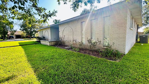 Friendswood 1-story, 3-bed 501 Kingsbury Lane-idx