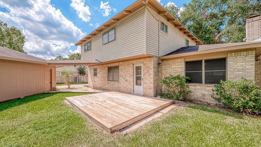 Friendswood 2-story, 4-bed 212 Palm Aire Drive-idx