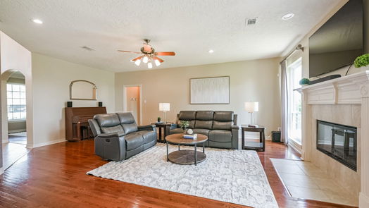 Friendswood 2-story, 5-bed 2010 Pebble Lane-idx