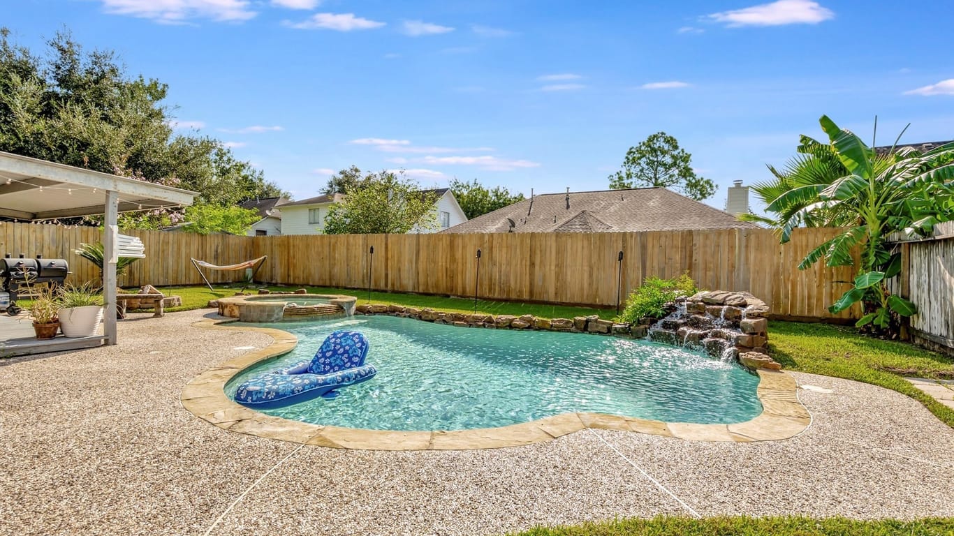 Friendswood null-story, 3-bed 4439 Girl Scout Lane-idx