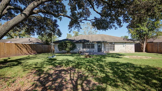 Friendswood 1-story, 3-bed 605 Mary Ann Drive-idx