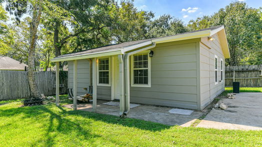 Friendswood 1-story, 3-bed 1306 Frontier Lane-idx