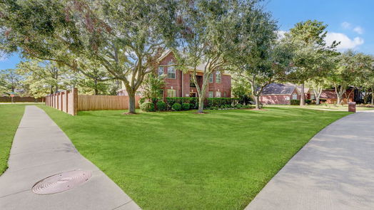 Friendswood 2-story, 5-bed 400 Timber Grove Place-idx