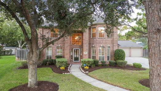 Friendswood 2-story, 4-bed 807 Mockingbird Lane-idx