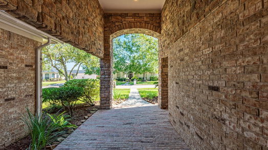 Friendswood 1-story, 4-bed 1914 Sandy Lake Drive-idx