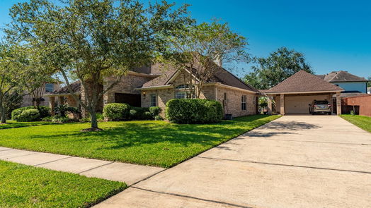 Friendswood 1-story, 4-bed 1914 Sandy Lake Drive-idx