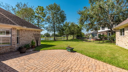 Friendswood 1-story, 4-bed 1914 Sandy Lake Drive-idx