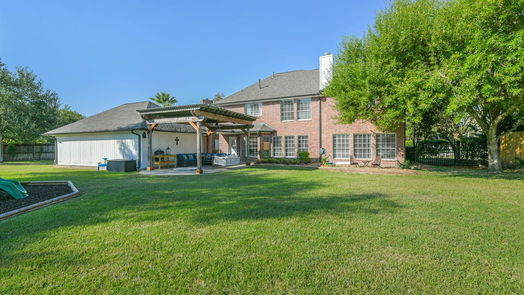 Friendswood 2-story, 5-bed 916 Laurelfield Drive-idx