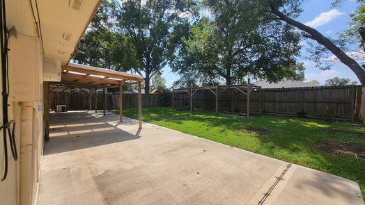 Friendswood null-story, 3-bed 2346 Farriers Bend Drive-idx