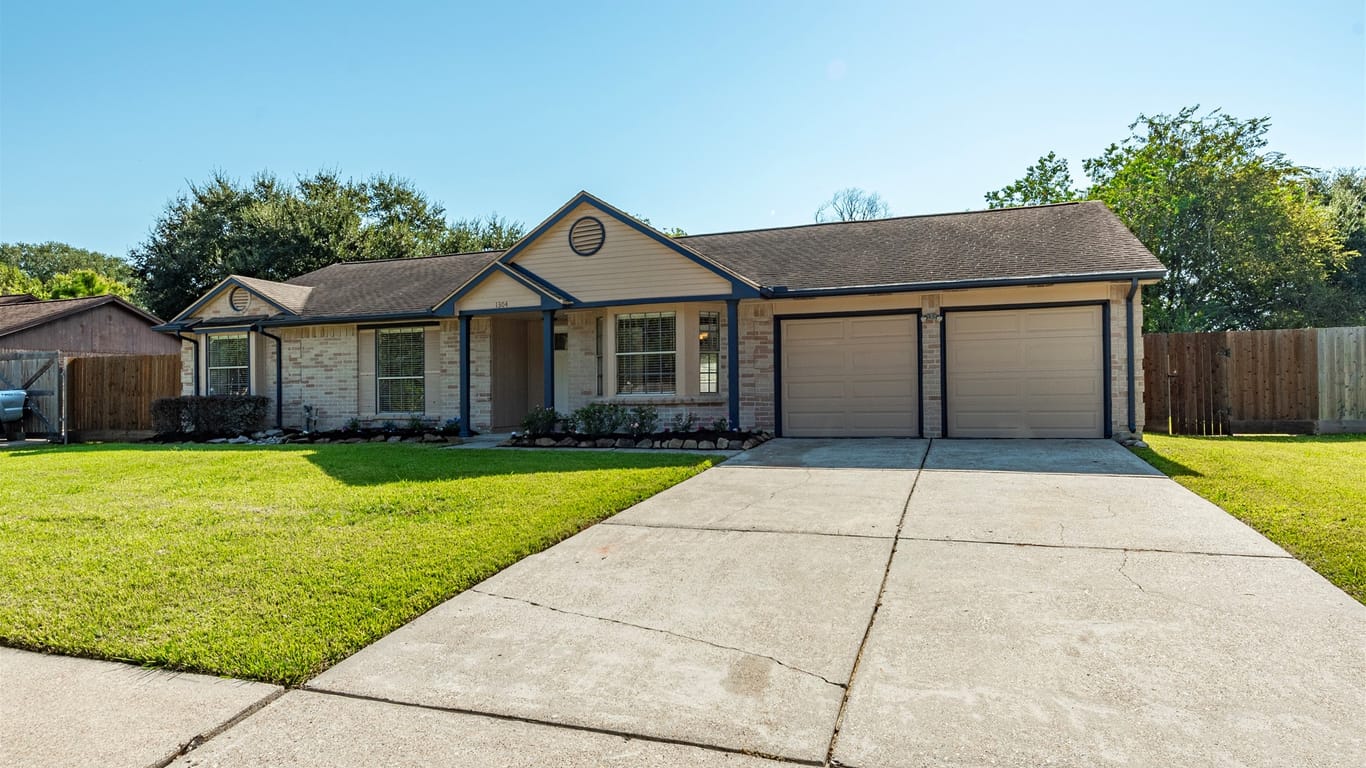 Friendswood 1-story, 3-bed 1304 Piney Woods Drive-idx