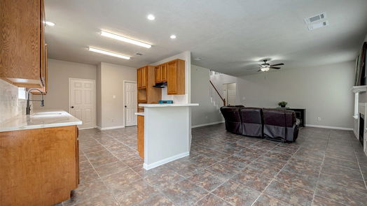 Friendswood 2-story, 4-bed 4306 Ruffian Court-idx