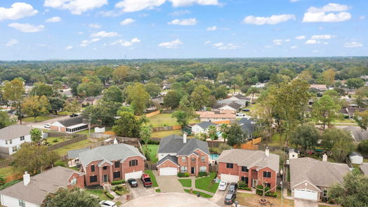 Friendswood 2-story, 6-bed 16234 Leigh Canyon Drive-idx