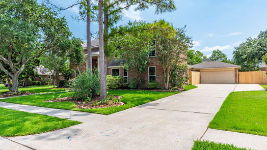 Friendswood 2-story, 4-bed 513 Meadow Bend Drive-idx