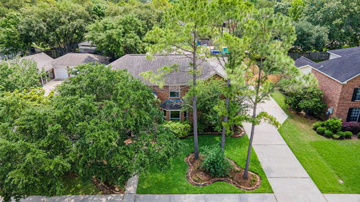 Friendswood 2-story, 4-bed 513 Meadow Bend Drive-idx