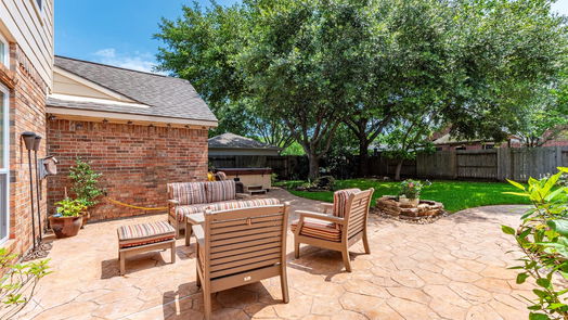 Friendswood 2-story, 4-bed 513 Meadow Bend Drive-idx