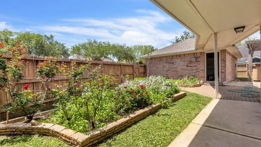 Friendswood null-story, 3-bed 1218 Eagle Lakes Drive-idx