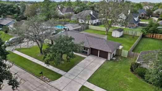 Friendswood null-story, 3-bed 1303 W Castlewood Avenue-idx