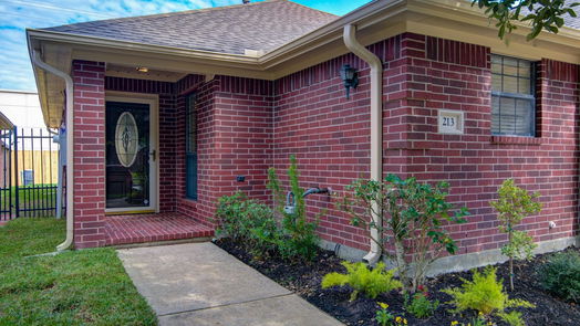 Friendswood null-story, 2-bed 213 Live Oak Lane-idx