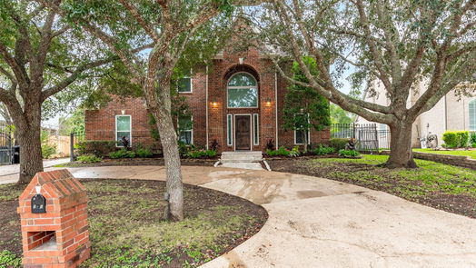 Friendswood 2-story, 5-bed 5490 Appleblossom Lane-idx