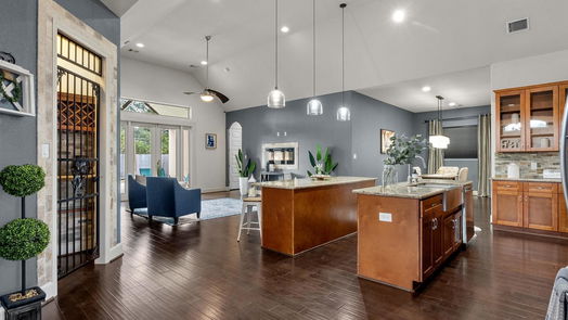 Friendswood 1-story, 4-bed 105 Canal Drive A-idx