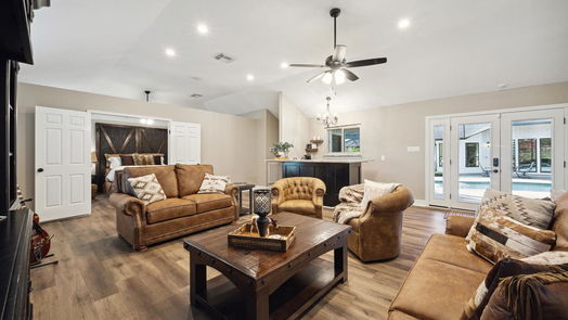 Friendswood 1-story, 5-bed 503 W Viejo Drive-idx