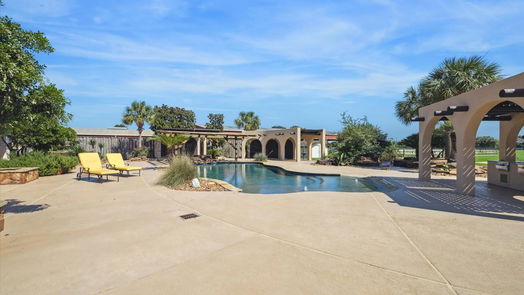 Friendswood null-story, 5-bed 2517 Sierra Madre-idx