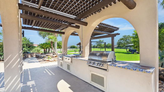 Friendswood null-story, 5-bed 2517 Sierra Madre-idx
