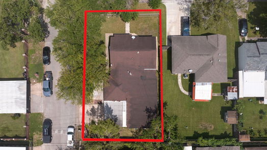 Houston 1-story, 5-bed 2111 3rd Street-idx