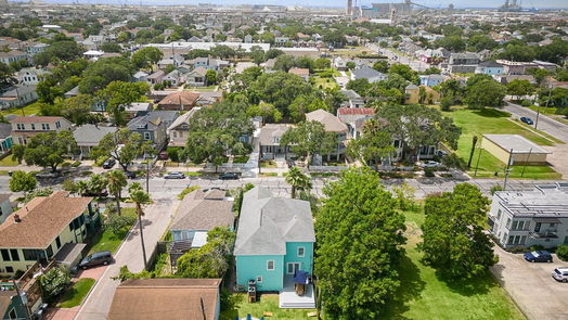 Galveston 2-story, 6-bed 3525 O Avenue-idx