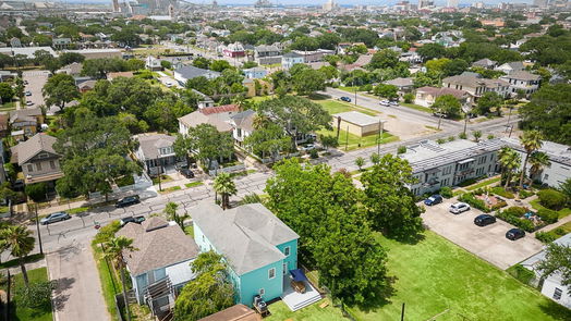 Galveston 2-story, 6-bed 3525 O Avenue-idx